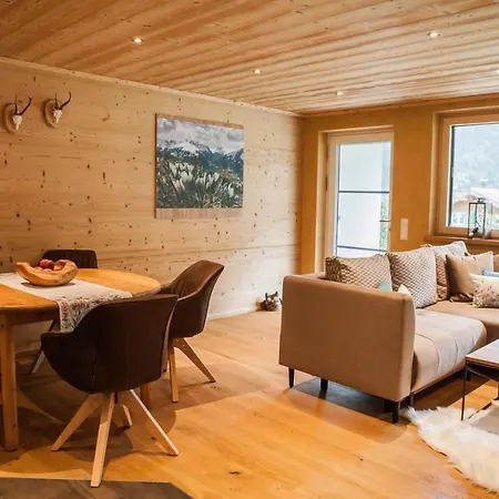 Alpenzauber Montafon 公寓 圣加伦基希